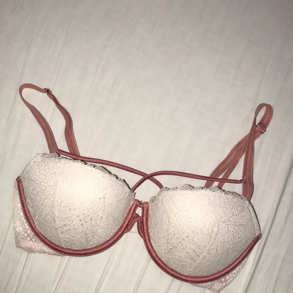 PINK Victoria secret lace bra